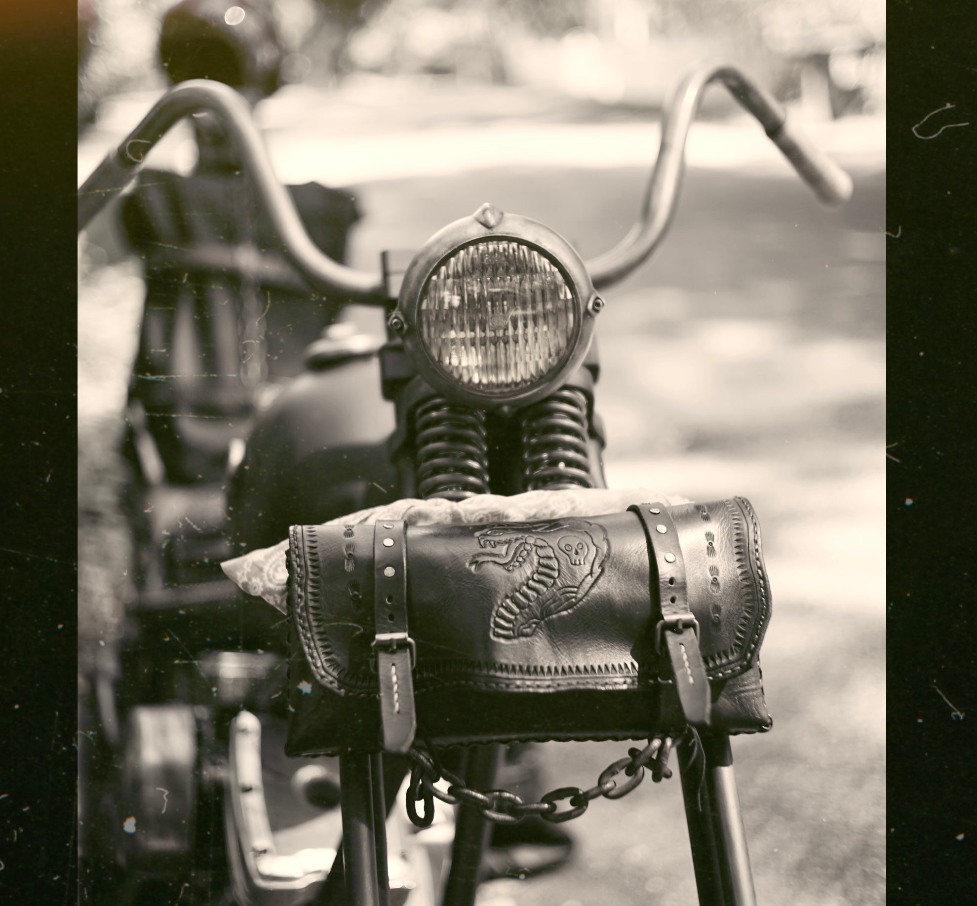 TOOL BAG - Black - Cobra with chain