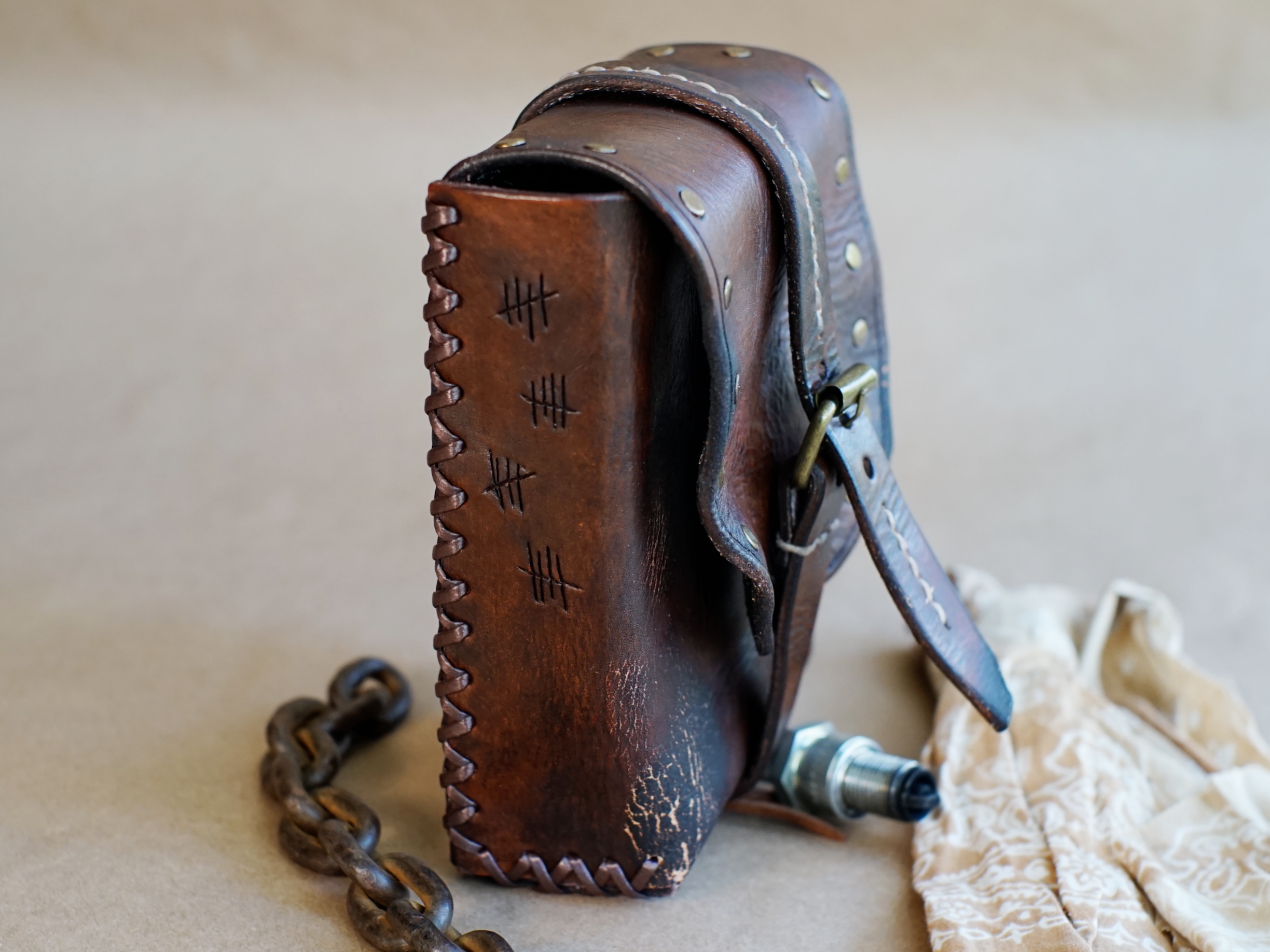 STASH POUCH - Brown - Rivets